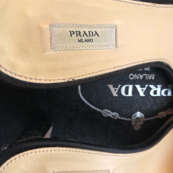 Prada shoes. - Picture 7 of 7